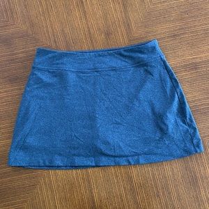 EUC Athleta skort - gray